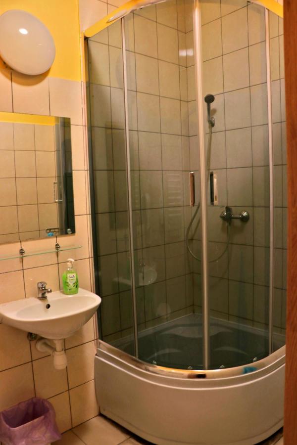 Dom Studenta Pans - Akademik, Hostel Przemyśl Extérieur photo